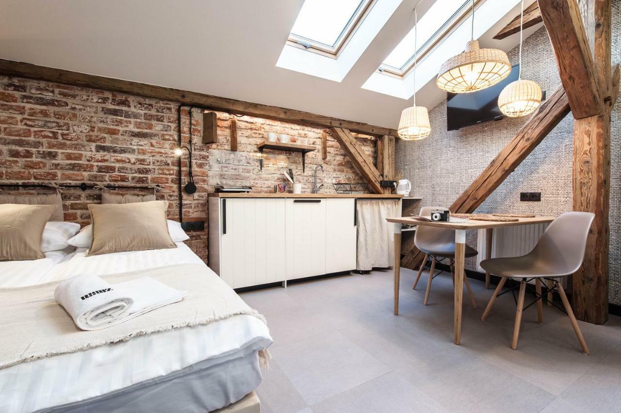 Ruumz Bed & Rest Appartement Krakau Buitenkant foto