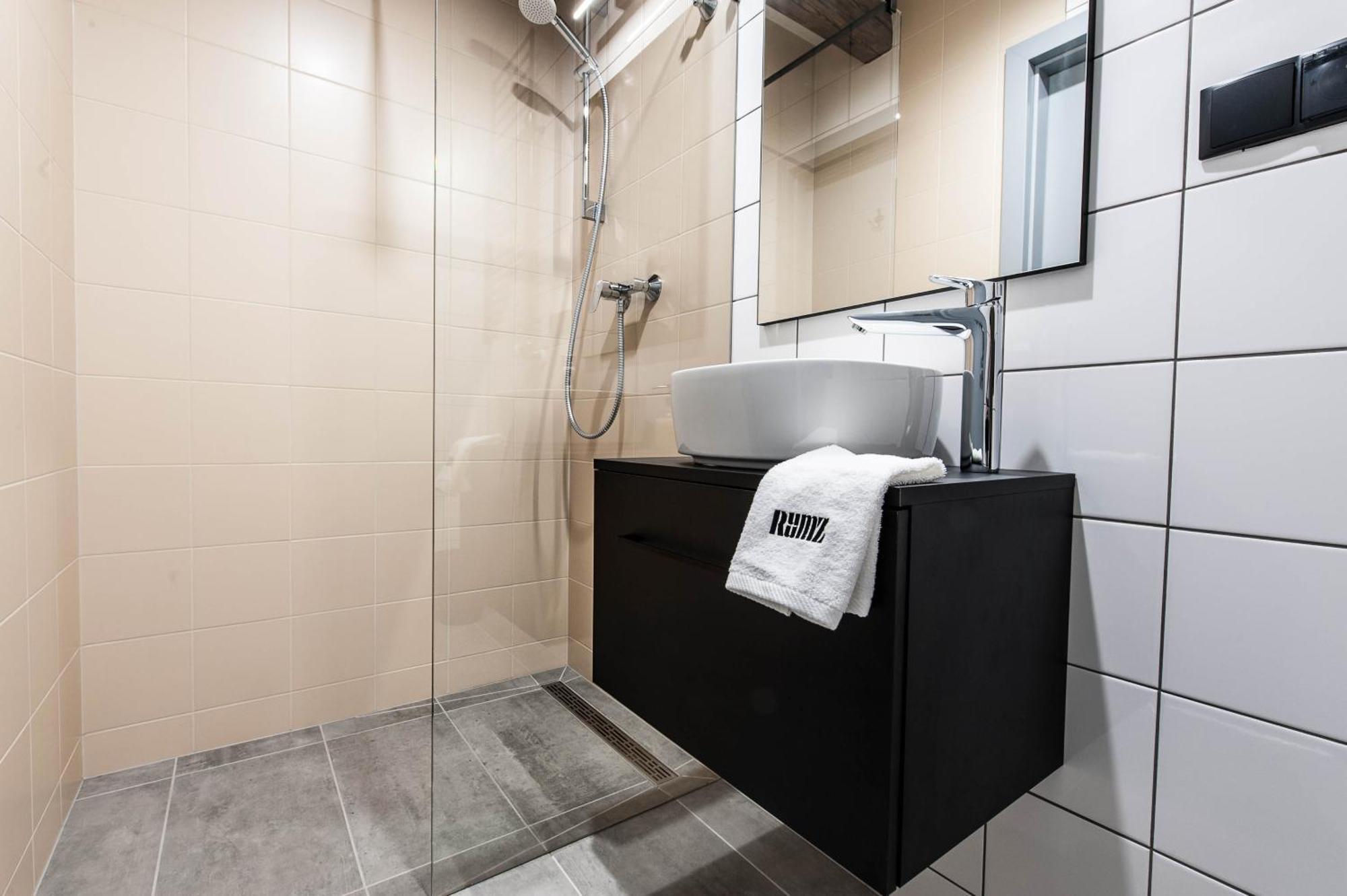 Ruumz Bed & Rest Appartement Krakau Buitenkant foto
