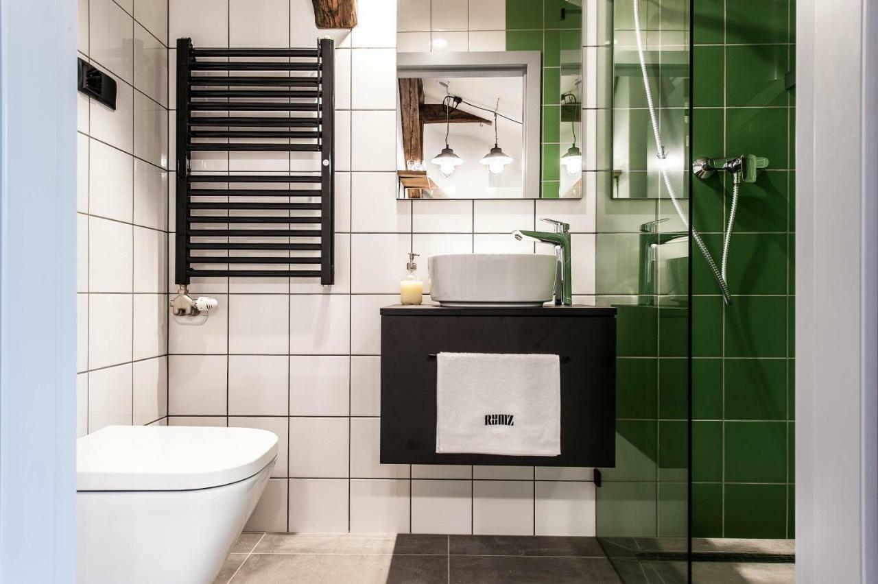 Ruumz Bed & Rest Appartement Krakau Buitenkant foto